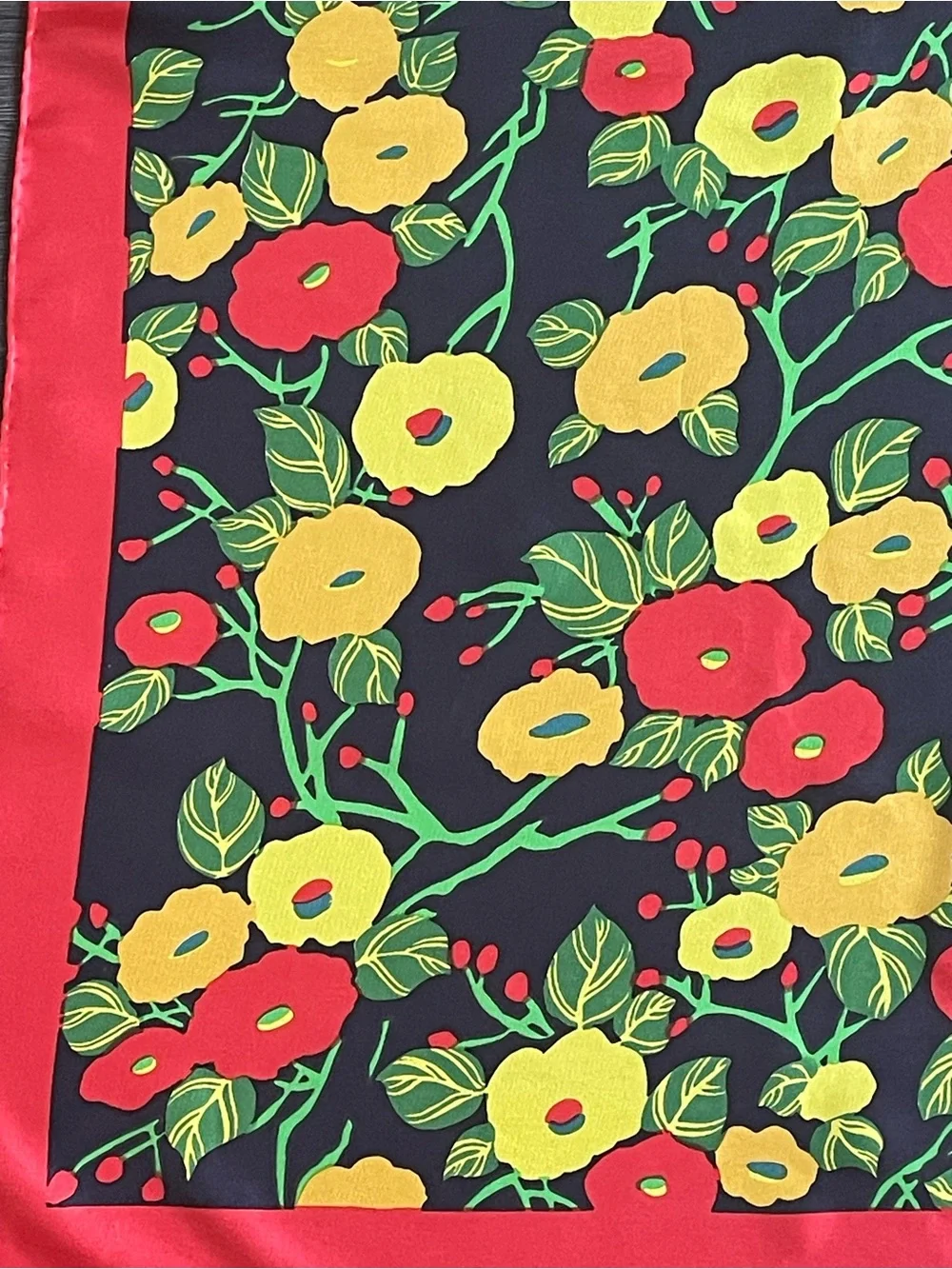 Vintage Scarf Silk Poppy Print 34 In Sq Excellent Condition